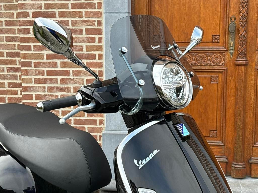 Vespa GTS 300 Super, Fietsen en Brommers, Snorfietsen en Snorscooters, Ophalen, Zo goed als nieuw, Benzine, Vespa
