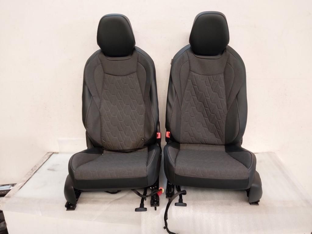 INTERIEUR COMPLET Volkswagen Tiguan (CT1) (01-2023/-), Autos : Pièces & Accessoires, Utilisé, Volkswagen