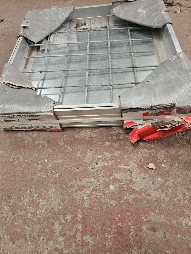 Klinker of tegel deksel 40x40x6, Doe-het-zelf en Bouw, Metalen, Ophalen