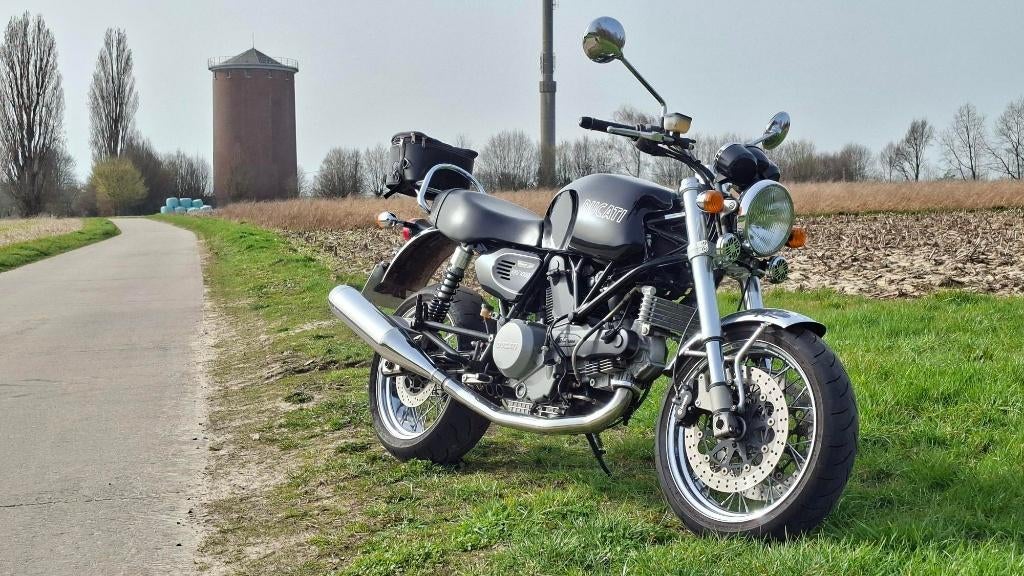 Ducati GT 1000, Motoren, 2 cilinders, Motorrijbewijs A, 992 cc, Particulier