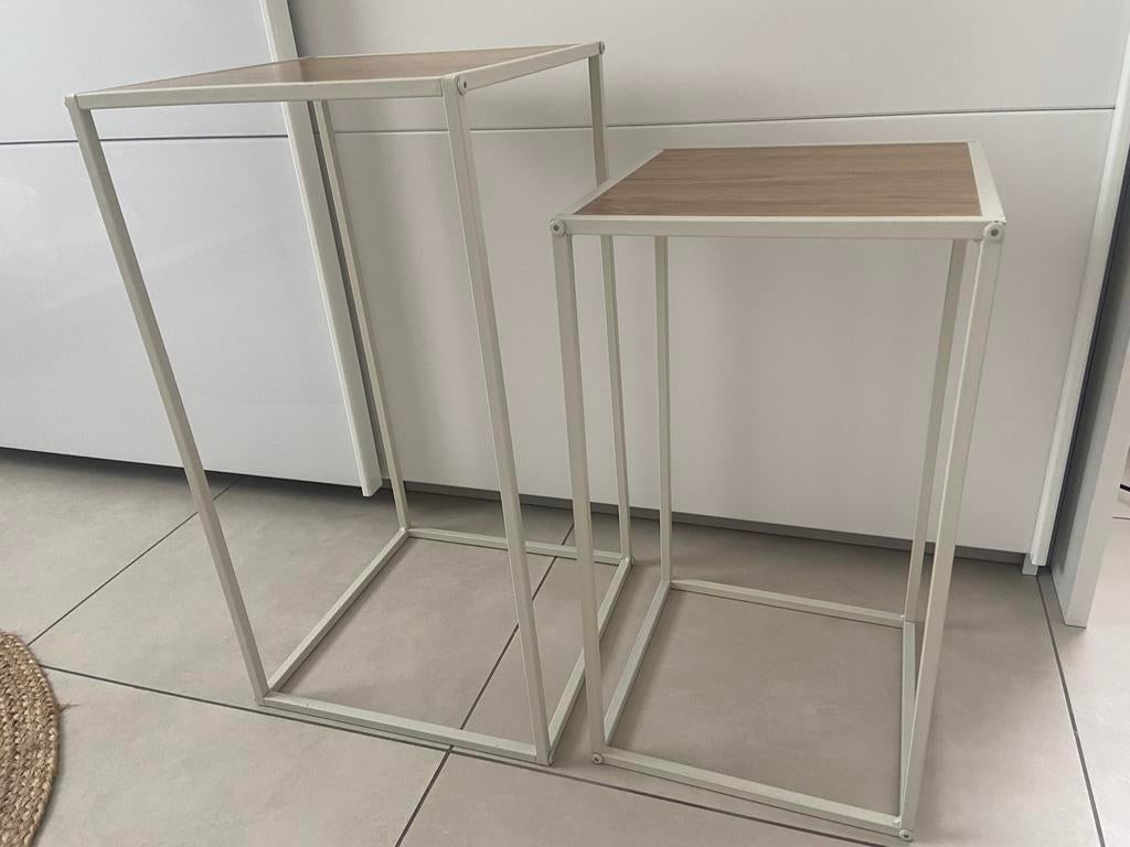2 tables d’appoint, Enlèvement, Comme neuf