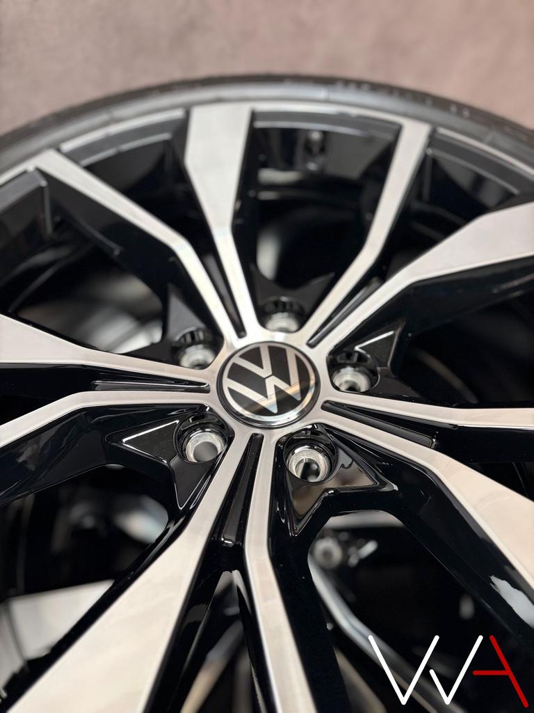19” Volkswagen T-Roc R-Line “Misano” origineel nieuwstaat, 19 inch, Gebruikt, -, -