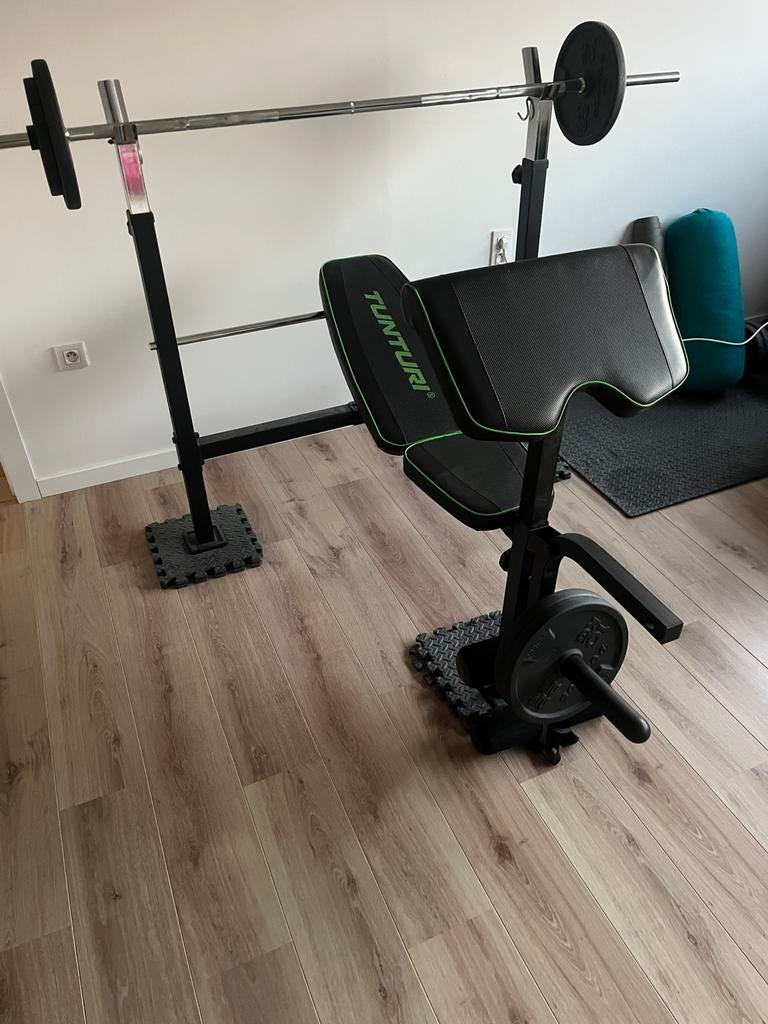 Tunturi benchbank, Sport en Fitness, Ophalen, Zo goed als nieuw