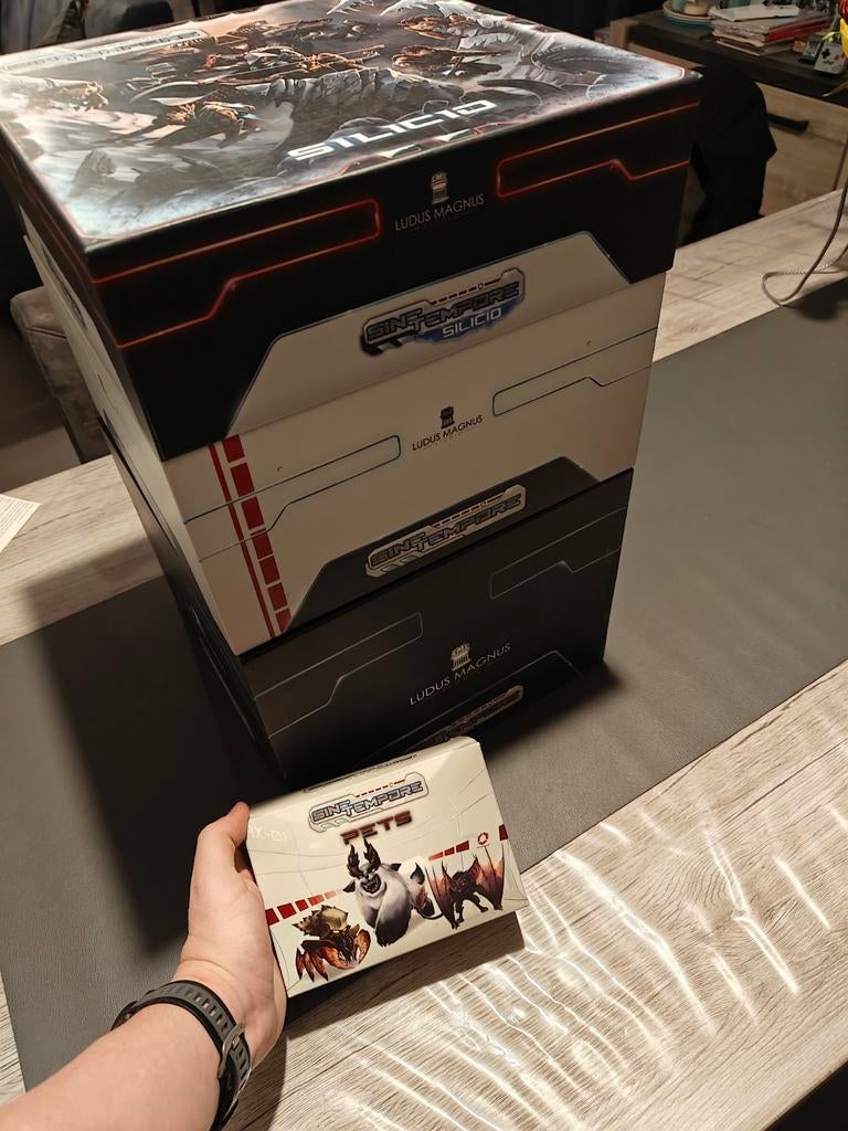 Sine Tempore: Complete Kickstarter bundle, Hobby en Vrije tijd, Een of twee spelers, Ophalen of Verzenden, Zo goed als nieuw