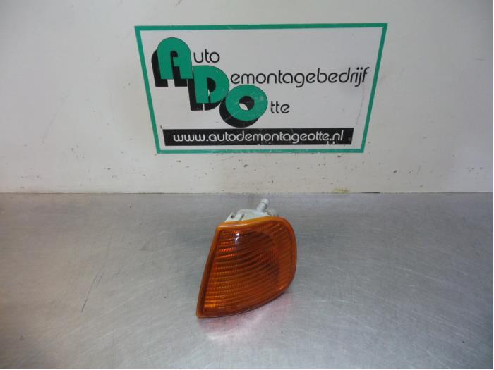 Feu clignotant gauche d'un Volkswagen Caddy (Caddy 95-), Autos : Pièces & Accessoires, Volkswagen, -, Utilisé, -