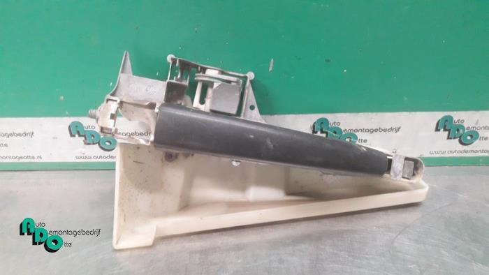 Poignée portière arrière camionnette d'un Peugeot Expert, -, 3 mois de garantie, Utilisé, -