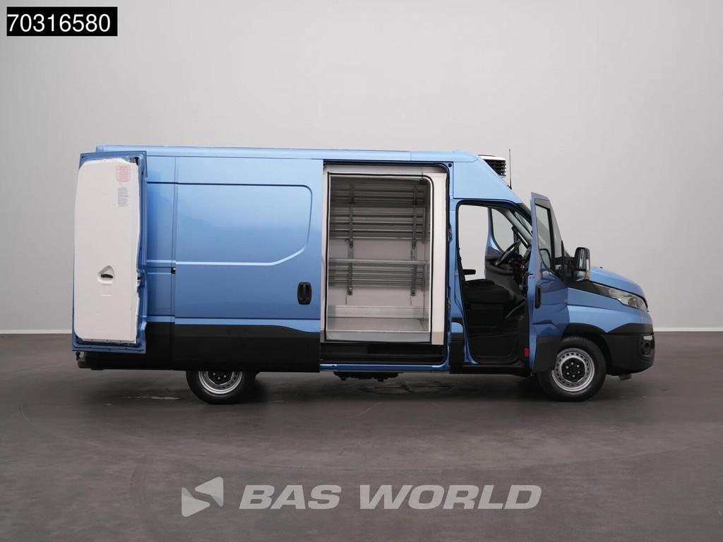 Iveco Daily 35S18 3.0L Automaat Koelwagen Lamberet Carrier X, Auto's, Bestelwagens en Lichte vracht, Automaat, 2925 kg, Stof, Gebruikt
