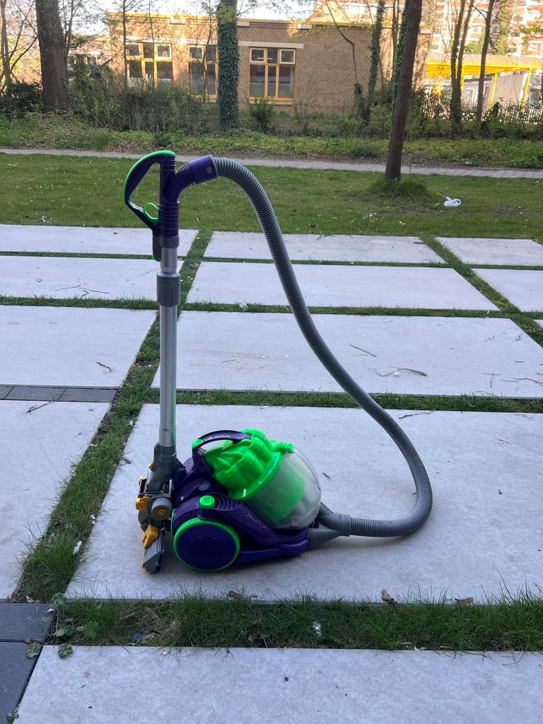 Dyson DC08 (hulk), Elektronische apparatuur, Stofzuigers, Ophalen, Gebruikt, Stofzuiger, 2000 watt of meer
