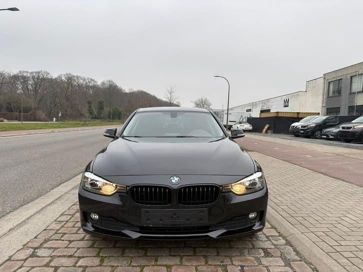 BMW 316D | 12 Maanden Garantie | 164 Dkm | Diesel | 2015 |, Auto's, Achterwielaandrijving, 1995 cc, Zwart, 4 cilinders
