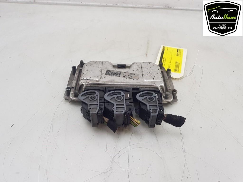 CALCULATEUR MOTEUR ECU Peugeot 206 (2A / C/H/J/S), Autos : Pièces & Accessoires, Utilisé, Peugeot