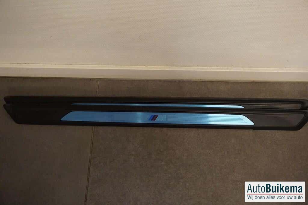 Origineel BMW 2-Serie F22 instaplijsten set, Auto-onderdelen, -, -, Nieuw, Ophalen of Verzenden