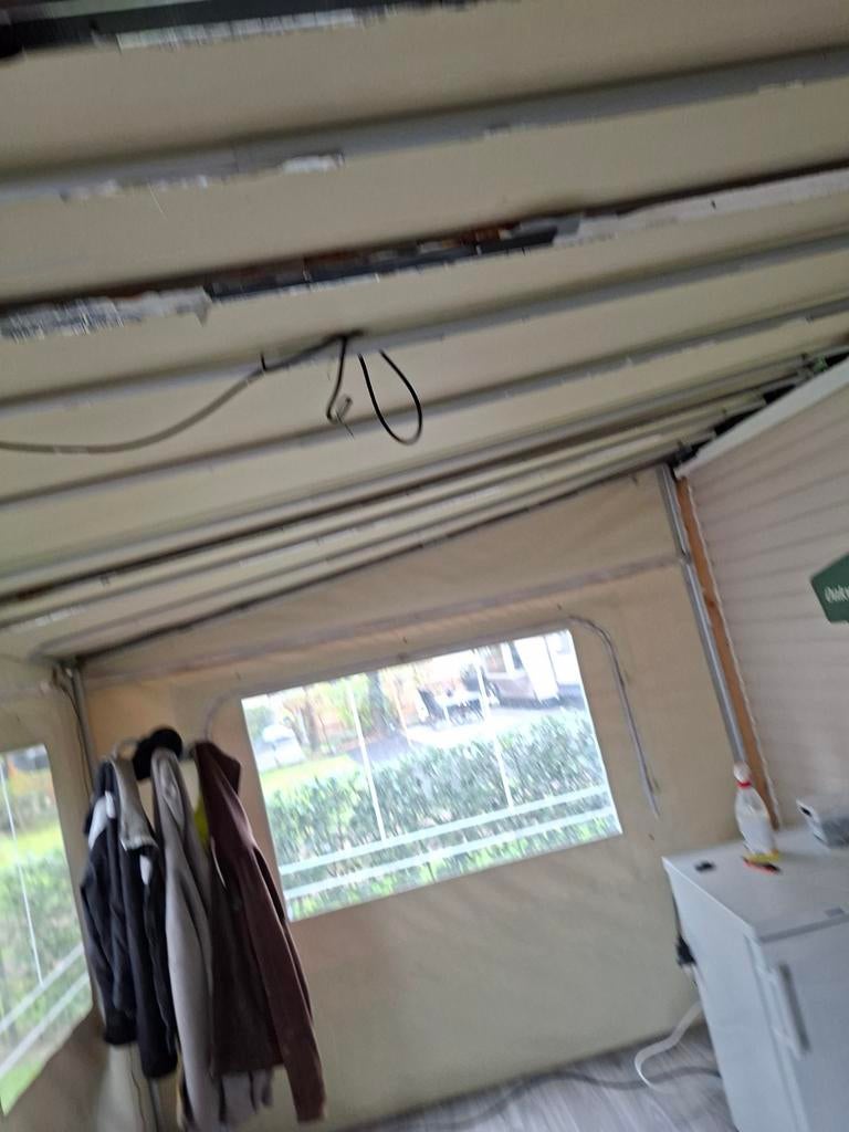 Voortent stacaravan, Ophalen