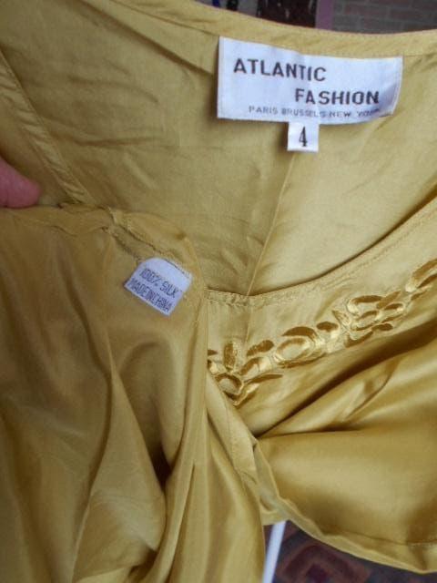 100 % zijde, goudkleurig topje, fonkelnieuw, Atlantic fashion, Geel, Nieuw, Ophalen of Verzenden