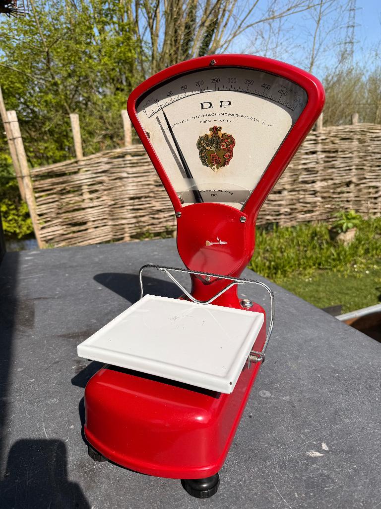 Vintage weegschaal, Rouge, 25 à 50 cm, Moins de 100 cm, Enlèvement