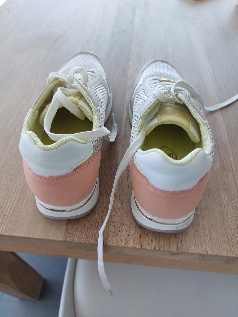 Modieuze damessneaker, Ophalen, Mexx, Overige kleuren, Zo goed als nieuw