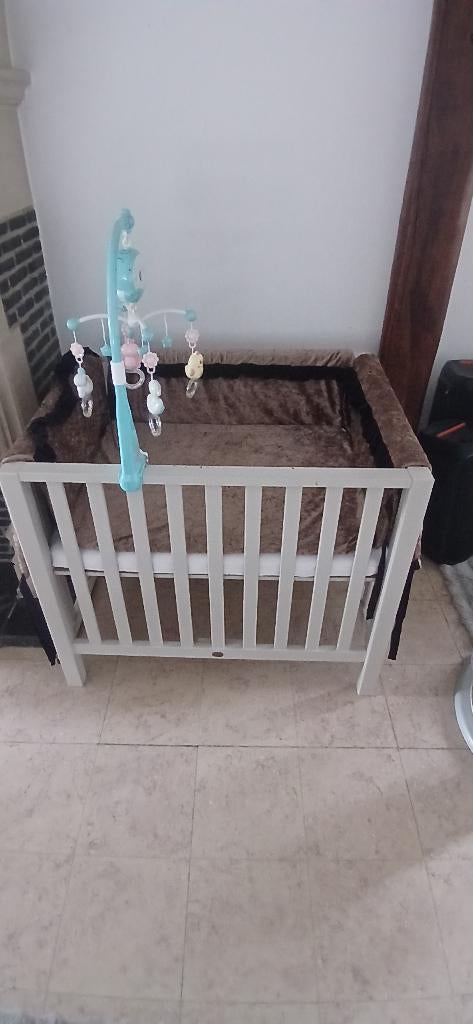 Park met gebruikersporen, Kinderen en Baby's, Babyparken, Gebruikt, Vierkant, In hoogte verstelbaar, Boxkleed, Ophalen