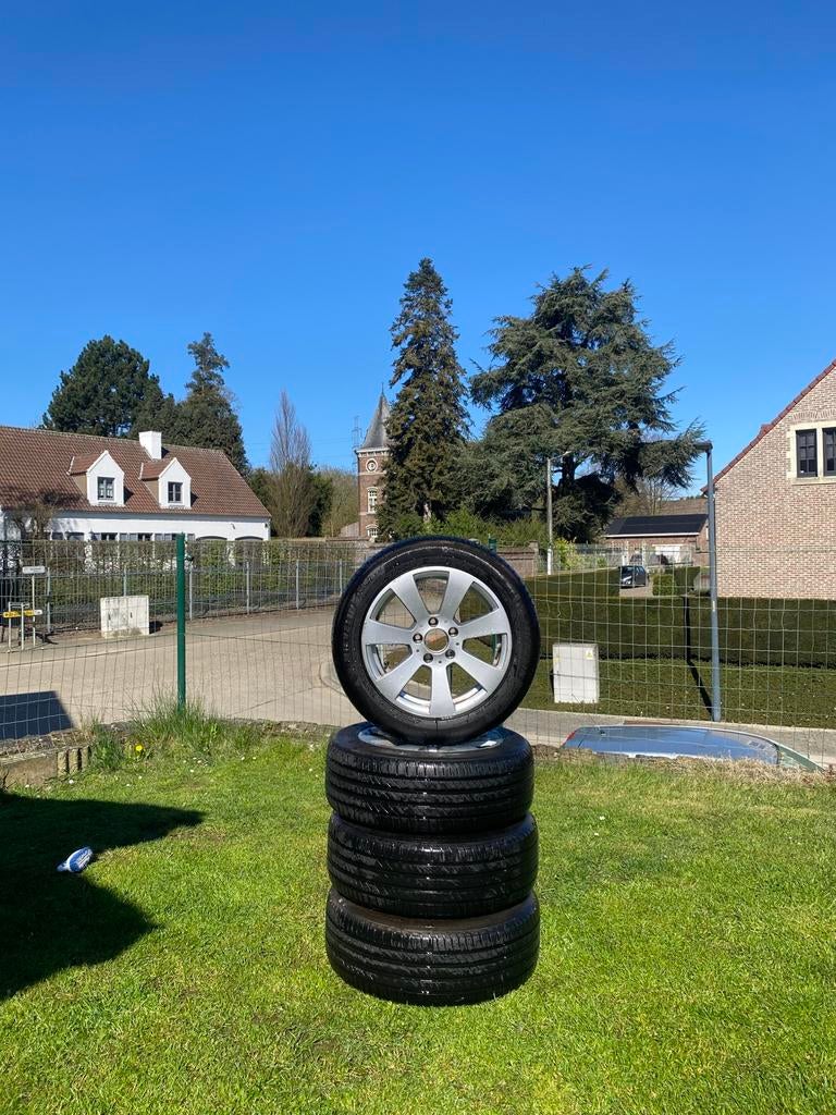 Jantes Mercedes et pneus Michelin, Autos : Pièces & Accessoires, Pneus & Jantes, Enlèvement, 16 pouces, Jante(s)