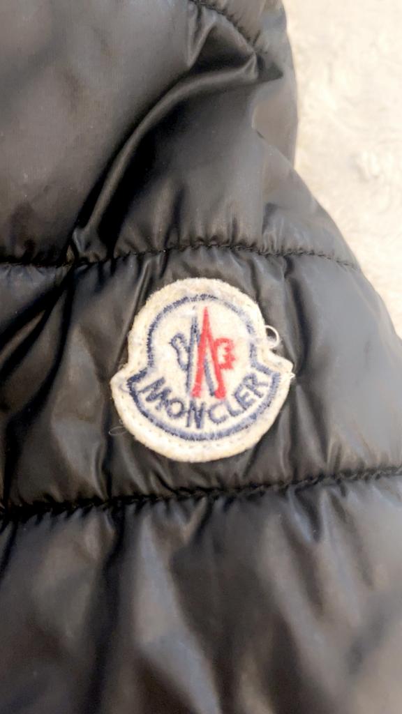 Moncler jasje maat 116, Kleding | Heren, Bodywarmers, Ophalen, Zo goed als nieuw