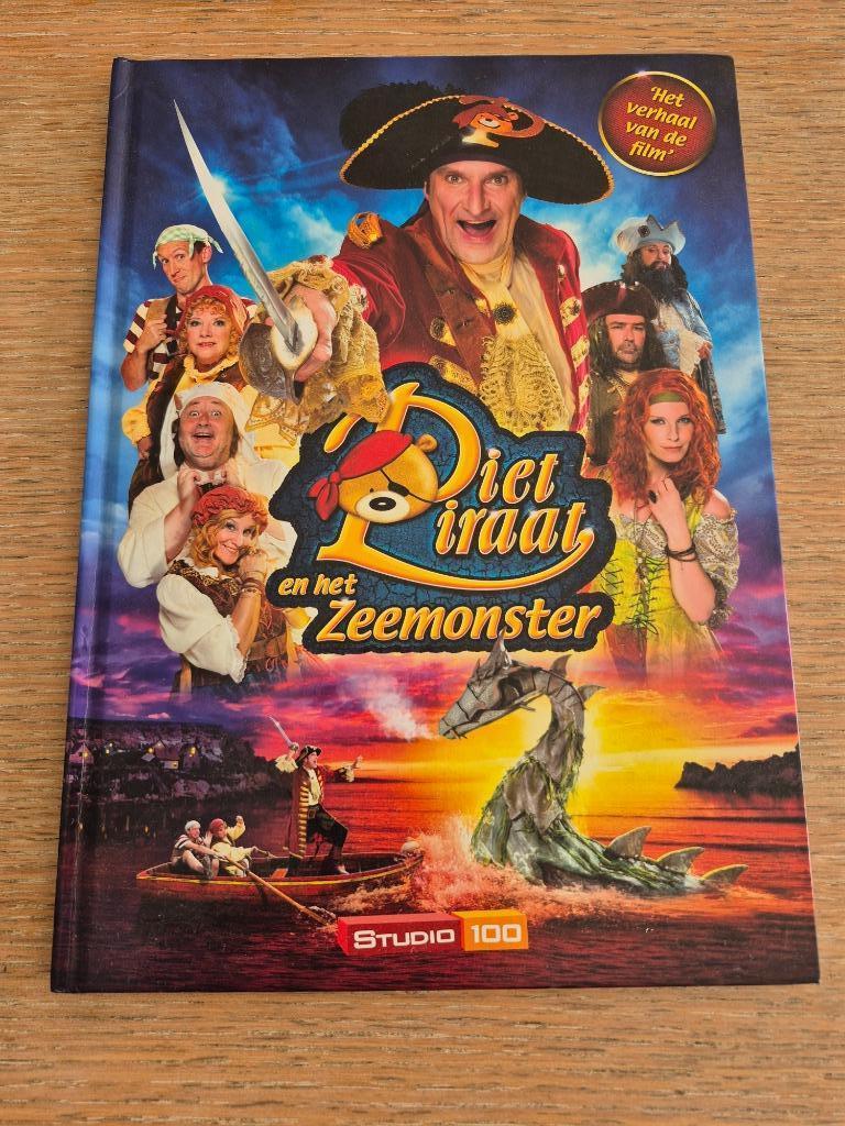 Strip Piet Piraat en het zeemonster, Ophalen of Verzenden, Zo goed als nieuw, Studio 100
