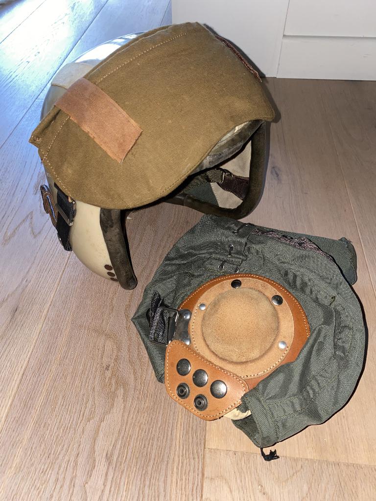 Casque de pilote GUENEAU Type 313-1-M1, Collections, Enlèvement ou Envoi, Armée de l'air, Casque ou Béret