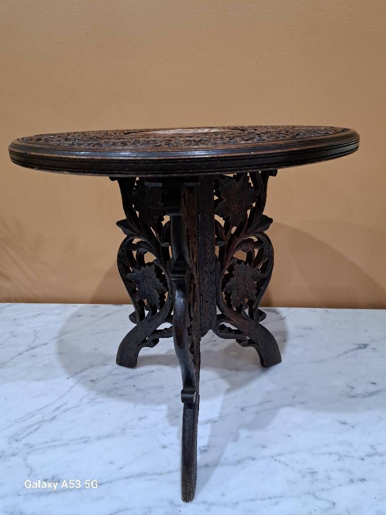 Ancienne table d appoint indienne pliable, Antiquités & Art, Enlèvement