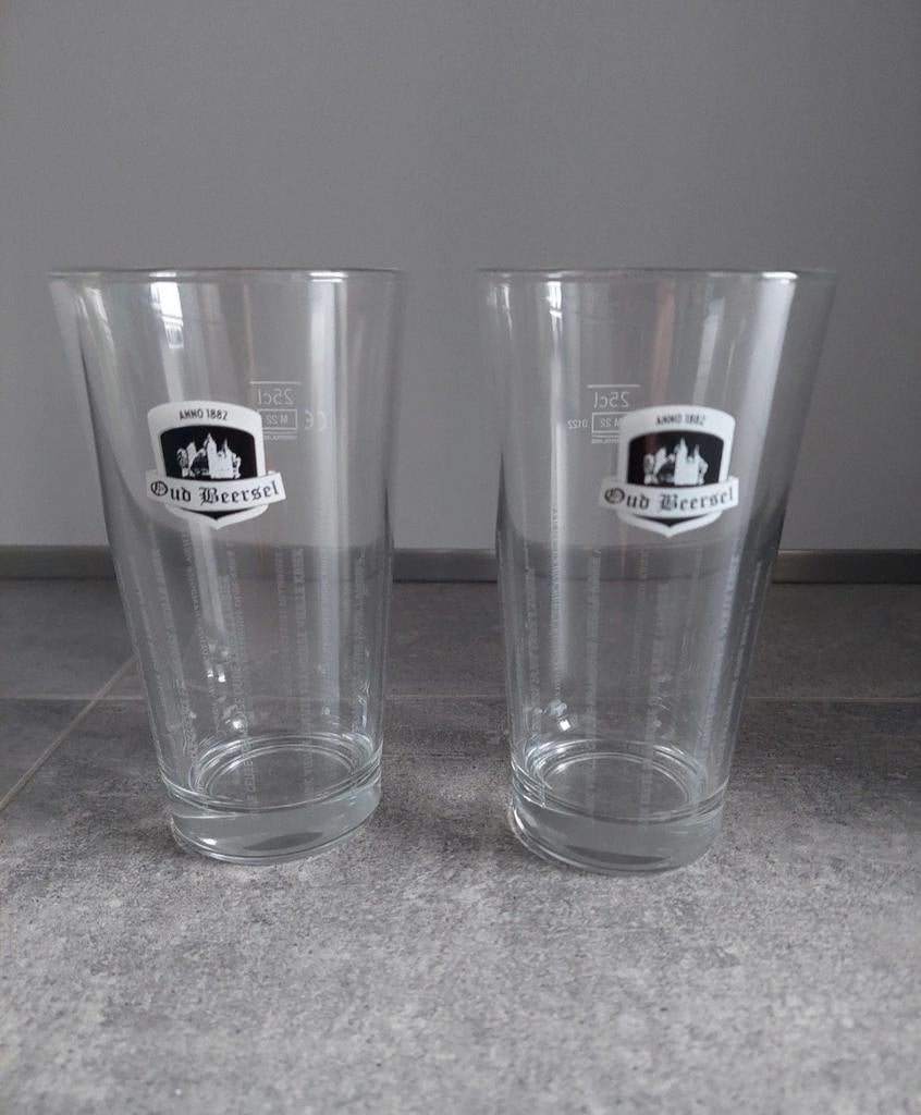 2 Bierglazen - Oud Beersel - Geuze, Ophalen of Verzenden