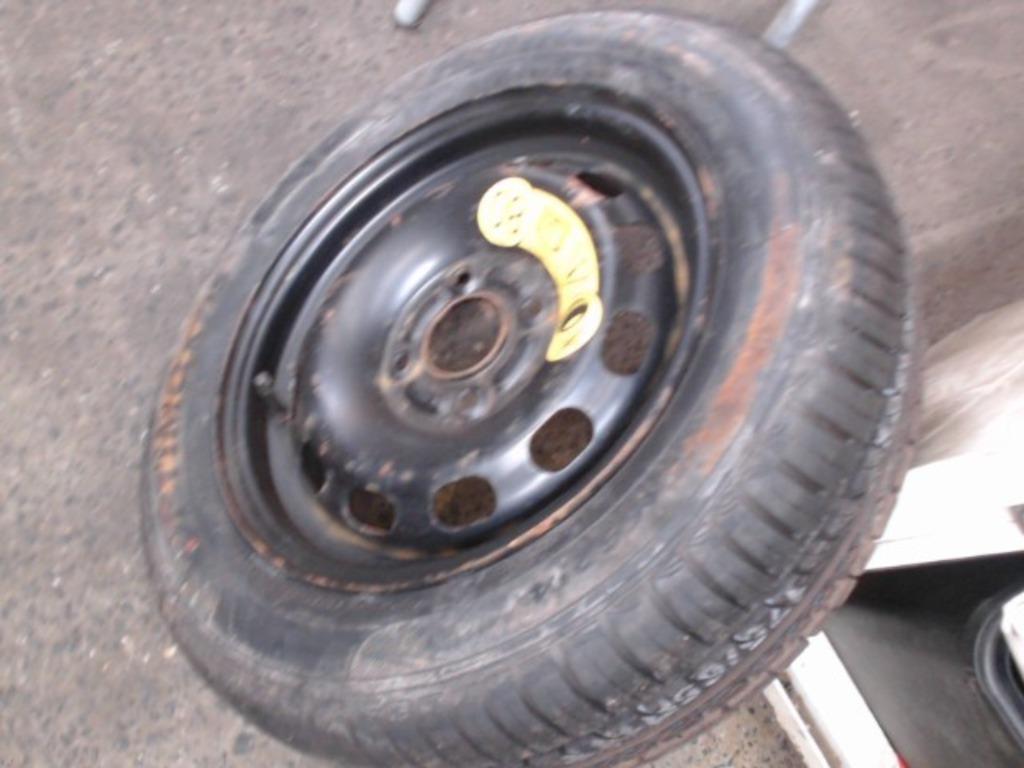 Roue Ford fiesta 6 175/65r14 2012 LP/14988, Enlèvement, Utilisé, Ford