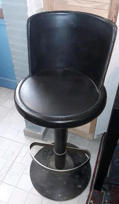 vintage barkruk zwart leder, Ophalen, Gebruikt