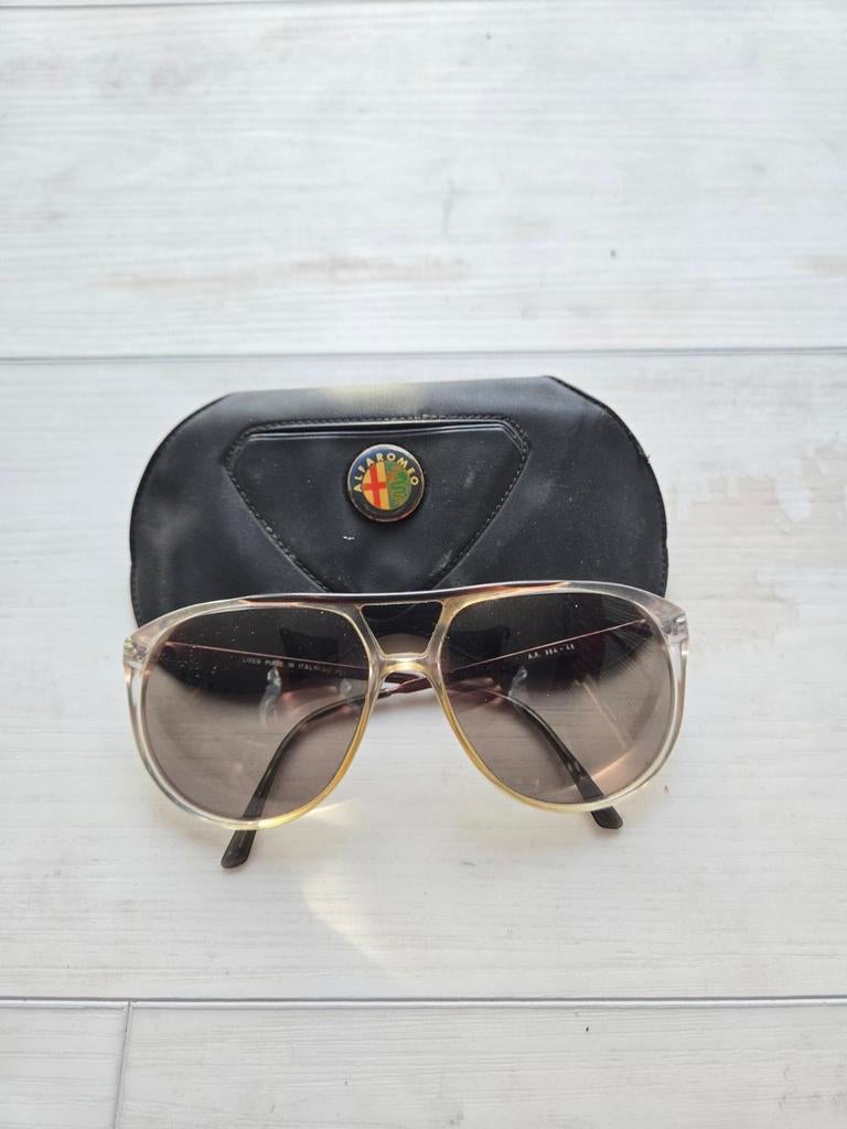 Lunettes solaires de la marque Alpha Romeo, Enlèvement ou Envoi, Lunettes