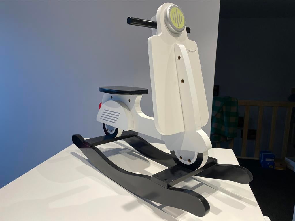 Childhome schommel scooter, Ophalen, Zo goed als nieuw