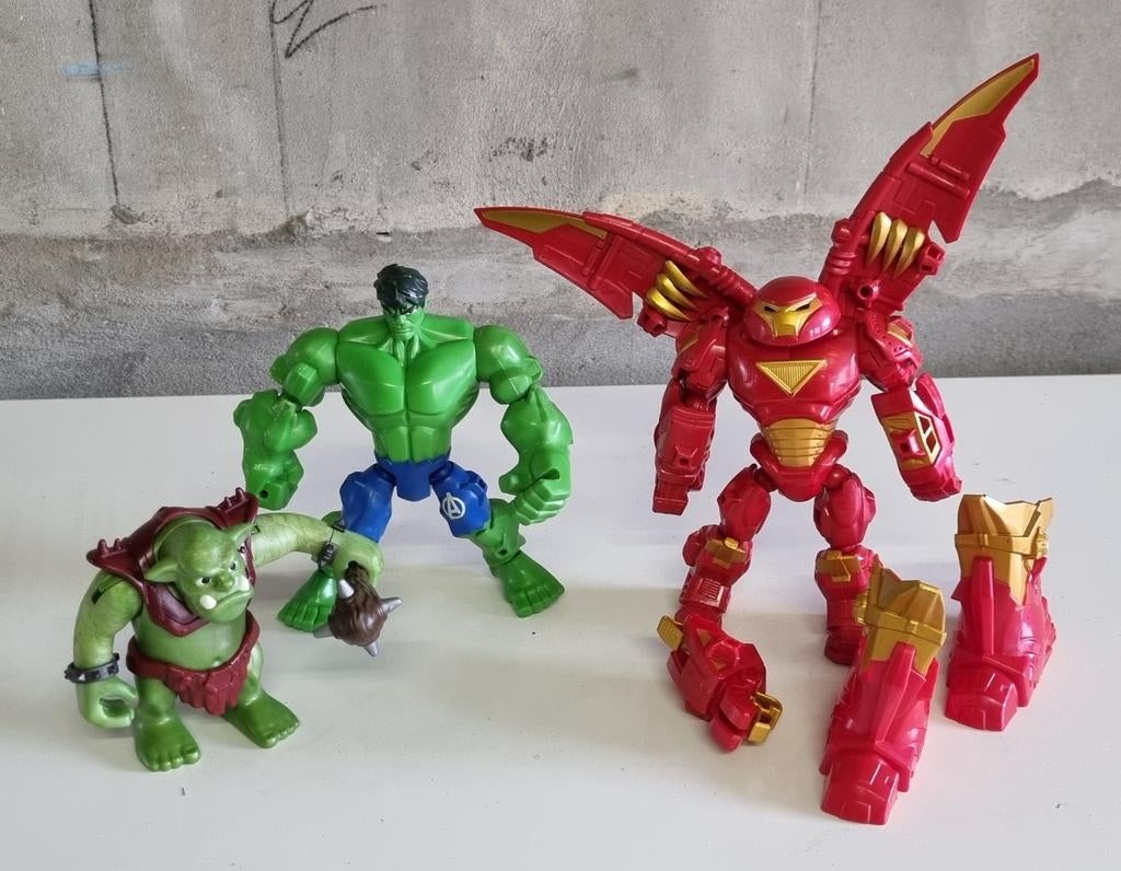 Speelgoed De Hulk, Iron Man en Playmobil, Kinderen en Baby's, Speelgoed | Actiefiguren, Ophalen of Verzenden, Zo goed als nieuw