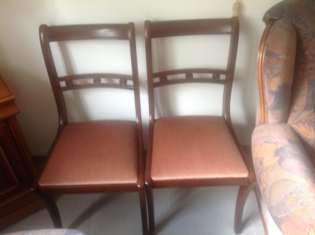 deux chaises anciennes, en acajou, Enlèvement ou Envoi