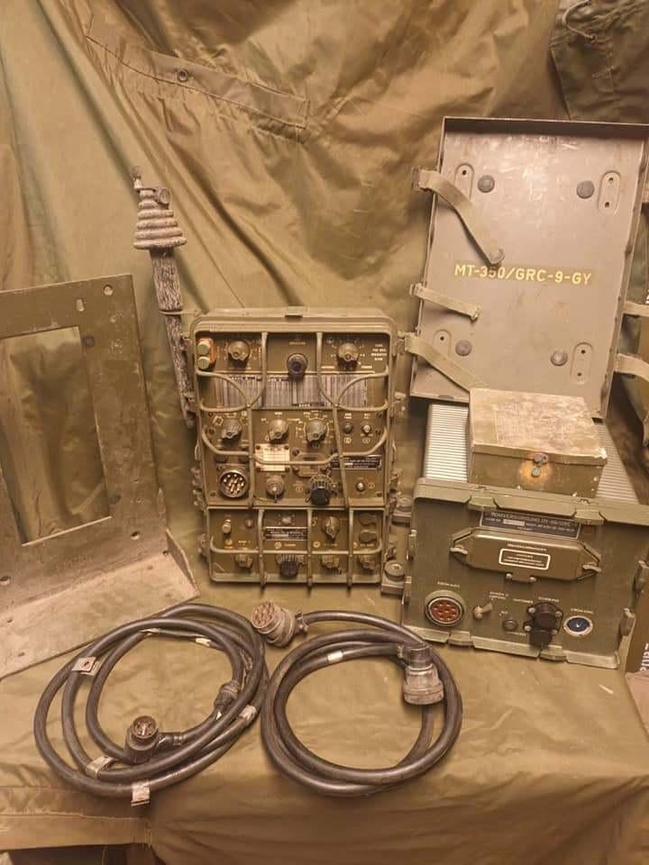 AN-GRC9 + voeding + mounting Jeep + kabels, Ophalen of Verzenden, Landmacht, Overige typen