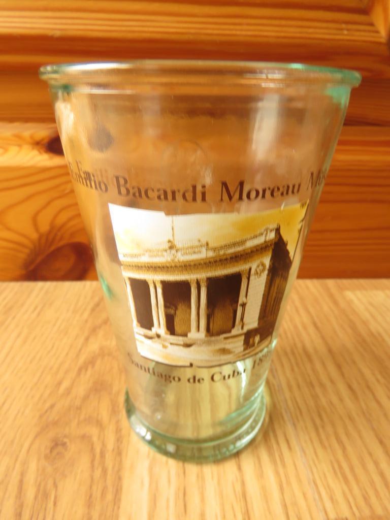 verre a mojito Bacardi motif Santiago de Cuba 1899, Collections, Enlèvement ou Envoi, Comme neuf, Autres types