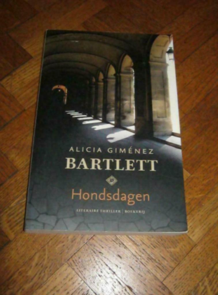 Alicia Gimenez Bartlett : Hondsdagen, Enlèvement ou Envoi, Utilisé