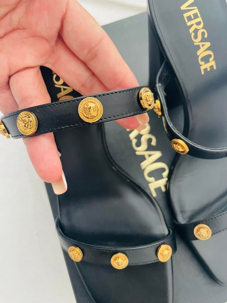 Versace, Kleding | Dames, Schoenen, Ophalen, Zwart, Nieuw, Sandalen of Muiltjes