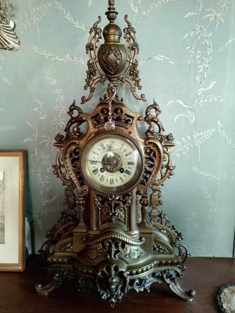 Horloge entre 100 et 150 ans d'ancienneté et en état impecca, Antiquités & Art, Antiquités | Horloges, Enlèvement