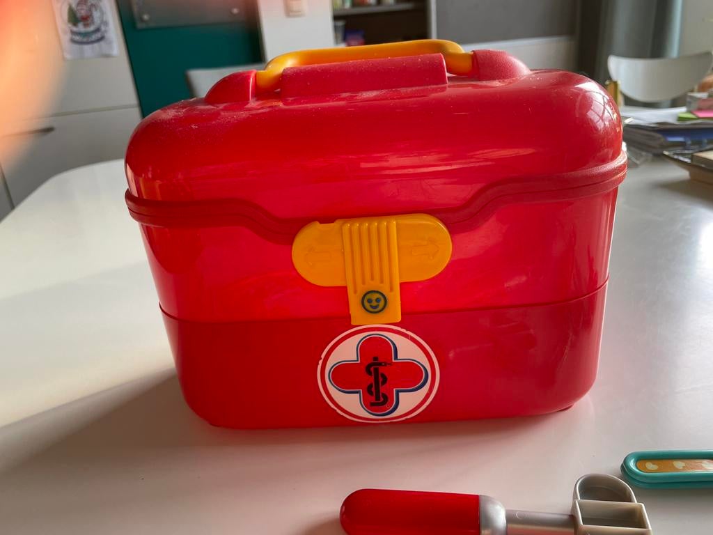 Jeu: mallette de docteur, Enfants & Bébés, Enlèvement, Utilisé