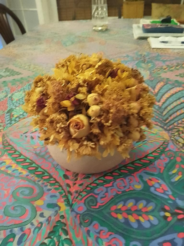 Gedroogde bloemen in terracotta potje, Enlèvement, Utilisé