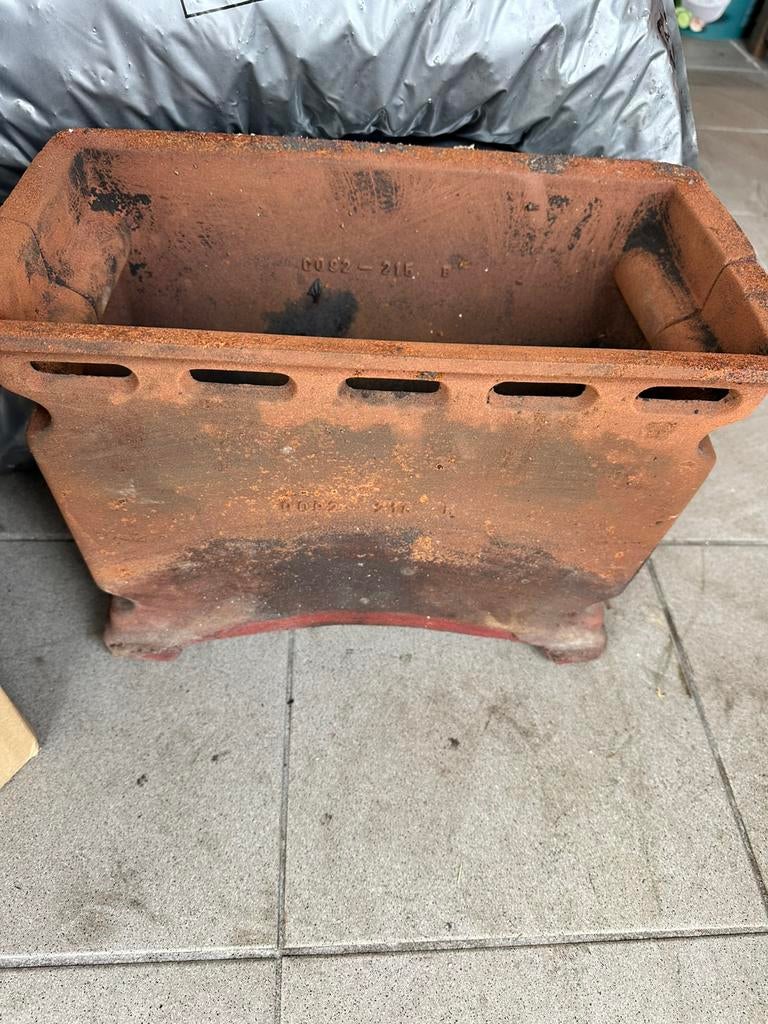 Bunker à charbon 50€, Enlèvement, Comme neuf