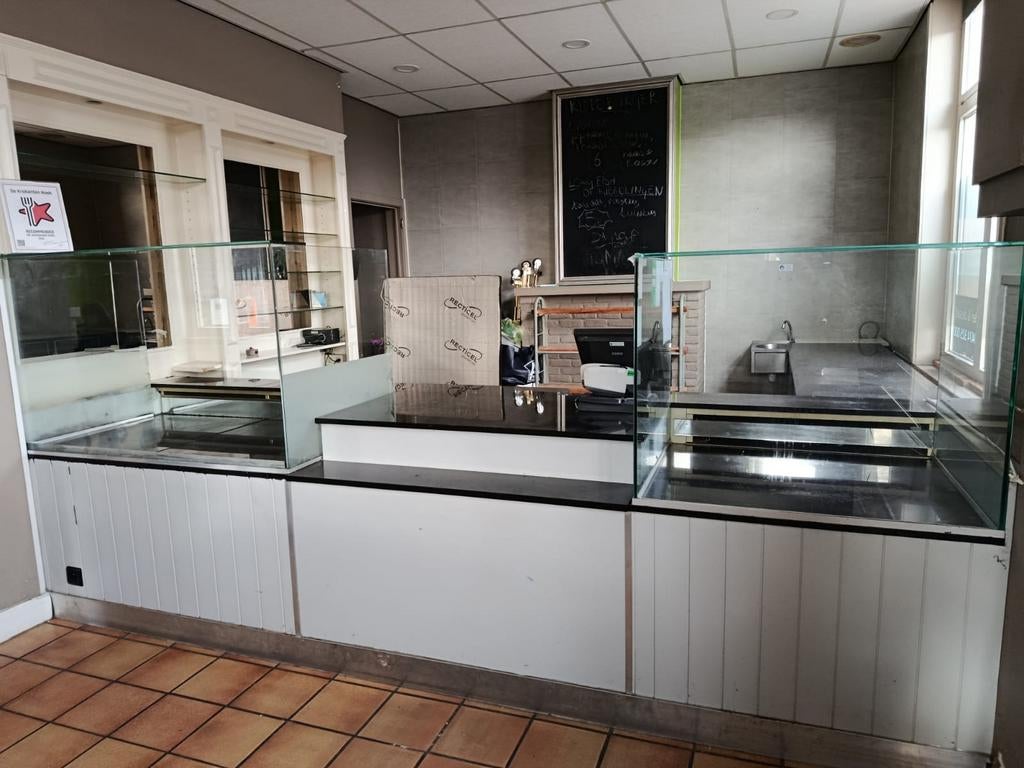 Comptoir de magasin avec refroidissement à distance, Articles professionnels, Horeca | Mobilier & Aménagement, Enlèvement