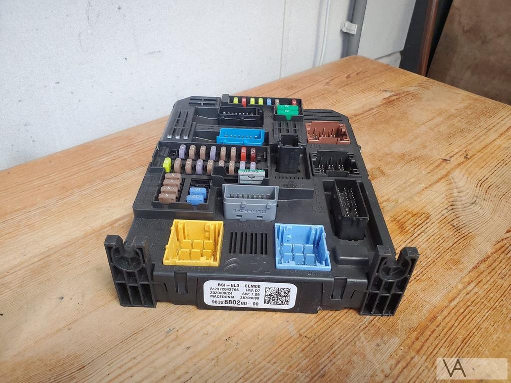 Opel Corsa F Peugeot 208 308 C3 zekeringkast BSI 9832880280, -, Opel, Utilisé, -