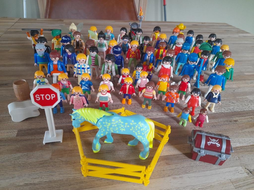 lot 46 Playmobil mannetjes + paard, Kinderen en Baby's, Ophalen of Verzenden, Zo goed als nieuw, Los Playmobil