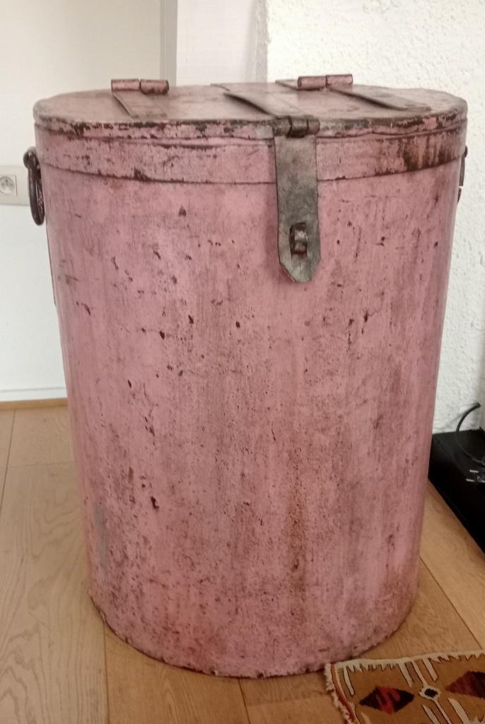 Ronde metalen Indische decoratieve kist, Ophalen, Gebruikt, 50 tot 75 cm, Metaal