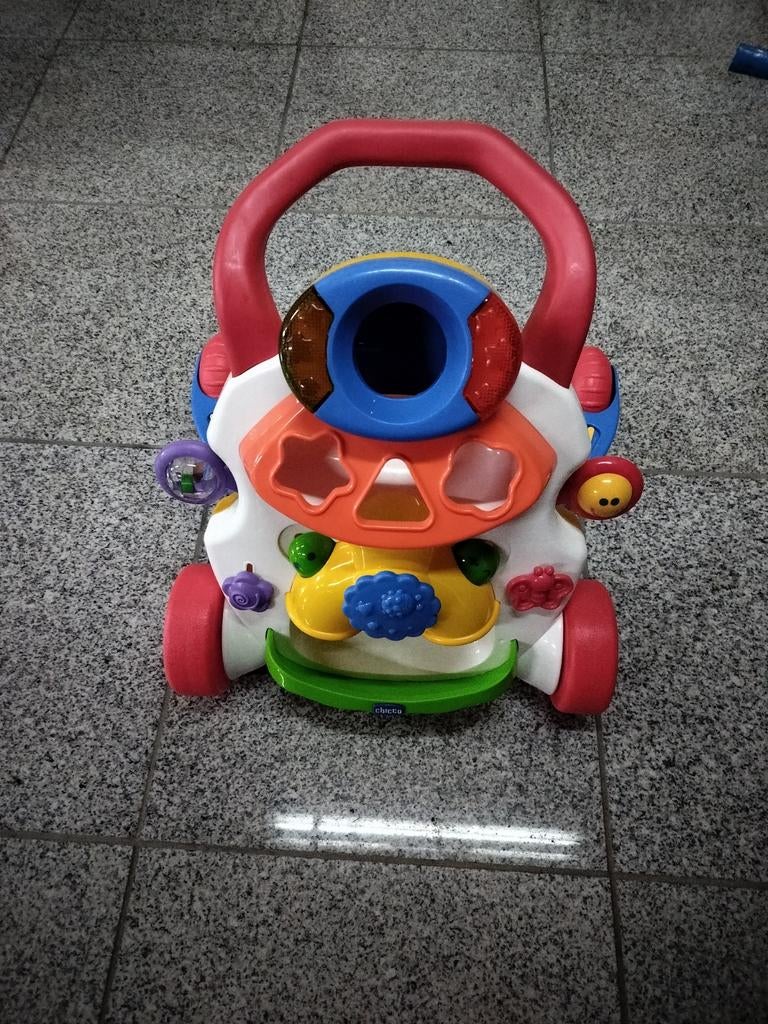 Loopwagentje voor baby, Kinderen en Baby's, Speelgoed | Babyspeelgoed, Ophalen