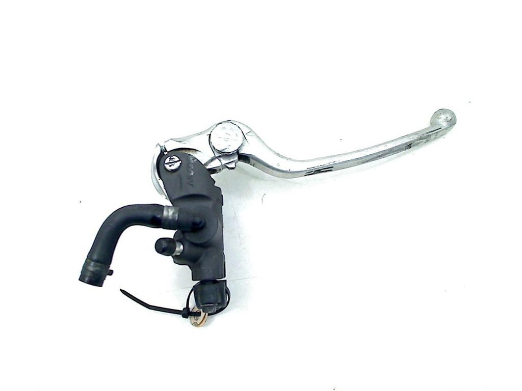 FREIN MAITRE CYLINDRE AVANT Suzuki, Motos, Dhr. S. di Majo, Utilisé, Info@cama-motorparts.nl, P.J. Troelstraweg 8 8
3144 CX  MAASSLUIS, NL