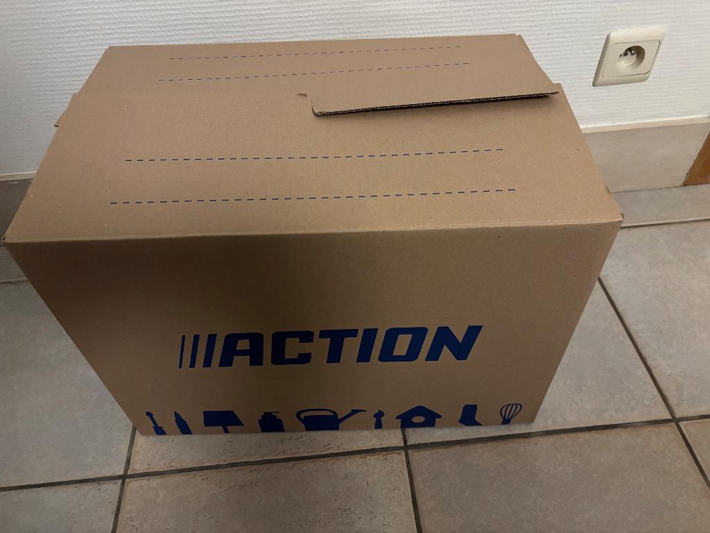 Verhuisdozen 40-tal. Ook per stuk te koop, Doe-het-zelf en Bouw, Ophalen, Zo goed als nieuw, Doos