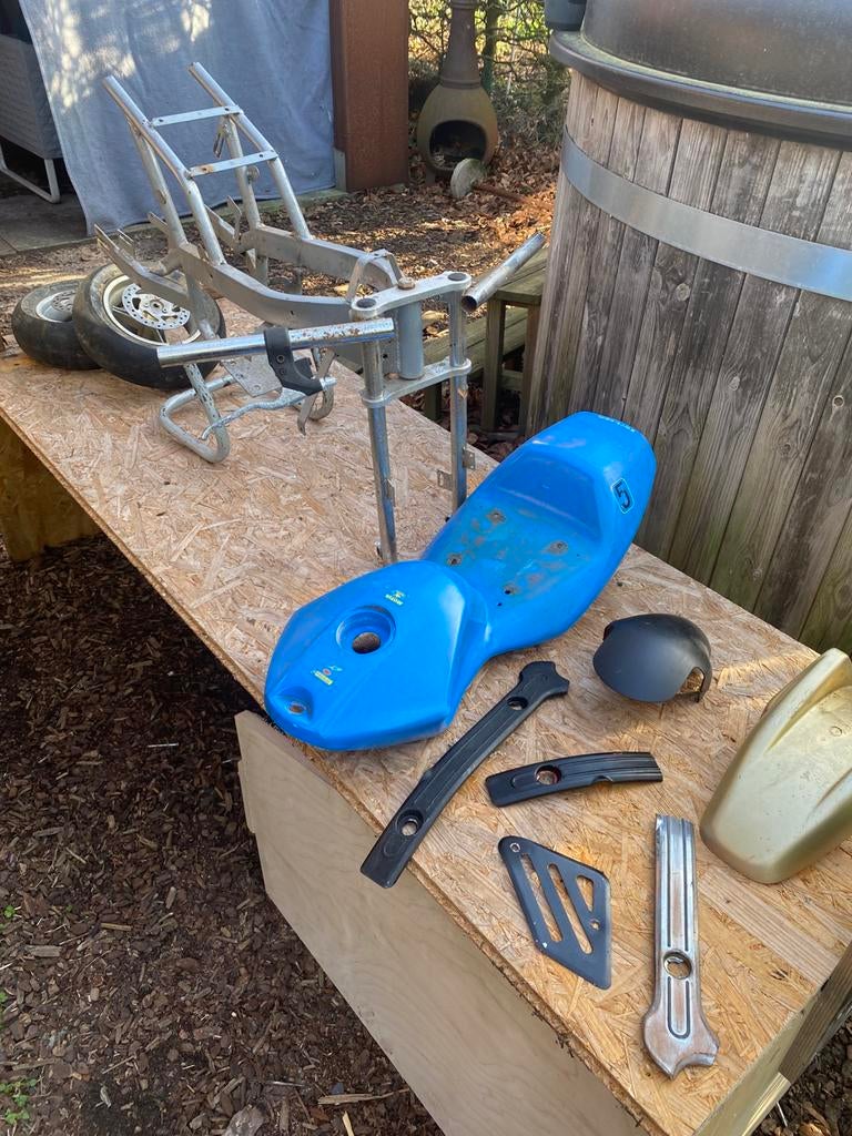 Pocketbike frame + onderdelen, Fietsen en Brommers, Minibikes, Midibikes en Pitbikes, Gebruikt, Overige typen, Ophalen