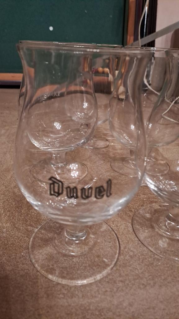 5 Duvel glazen, Enlèvement, Duvel