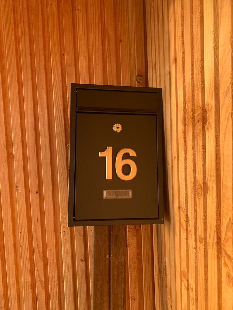 Brievenbus prima staat ! Maar even gebruikt bij nieuwbouw, Tuin en Terras, Brievenbussen, Ophalen, Zo goed als nieuw